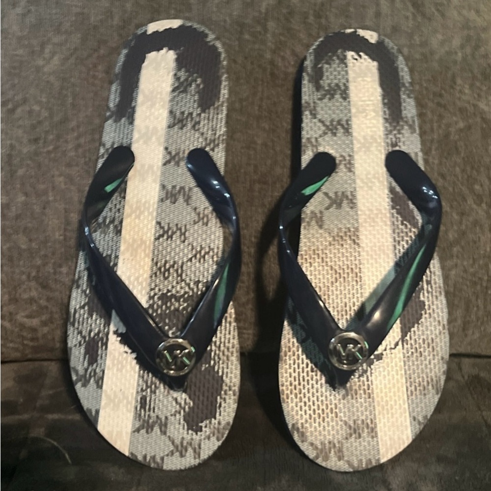Michael Kors Navy and Gray Flip-Flop Sandals